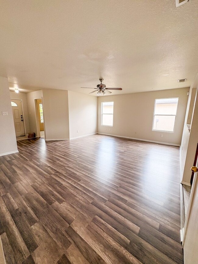 Building Photo - 2909 Blackburn Dr