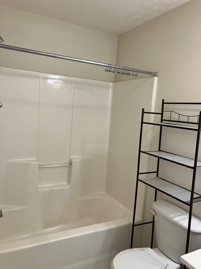 Building Photo - 1600 Wards Ferry Rd