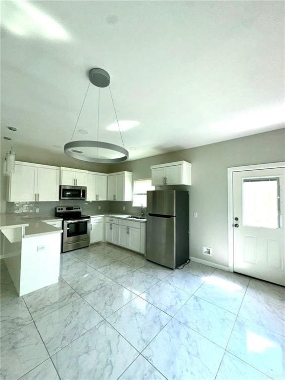 Building Photo - 13 S Mia Ln