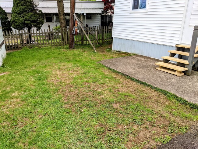 Building Photo - One bed mobile home- Aston, PA
