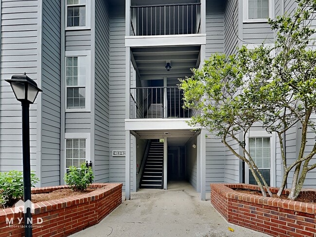 Building Photo - 417 Granville Ct