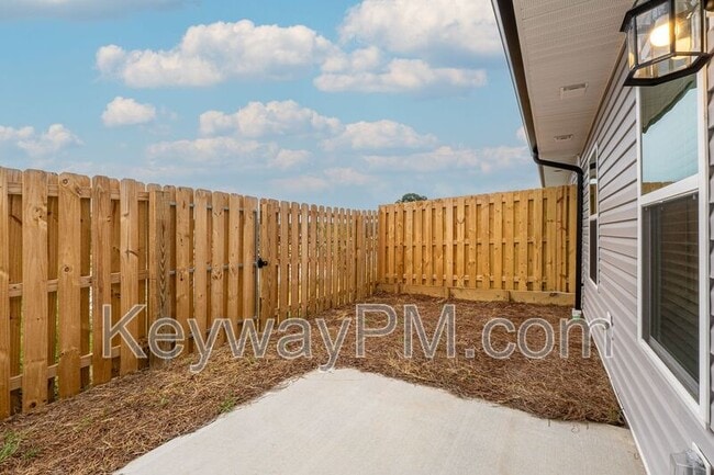Building Photo - 5029 Greer Dr