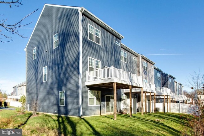 Building Photo - 7928 Patterson Wy