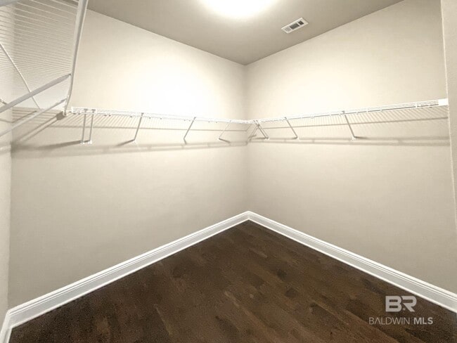 Building Photo - 609 Royal Troon Cir