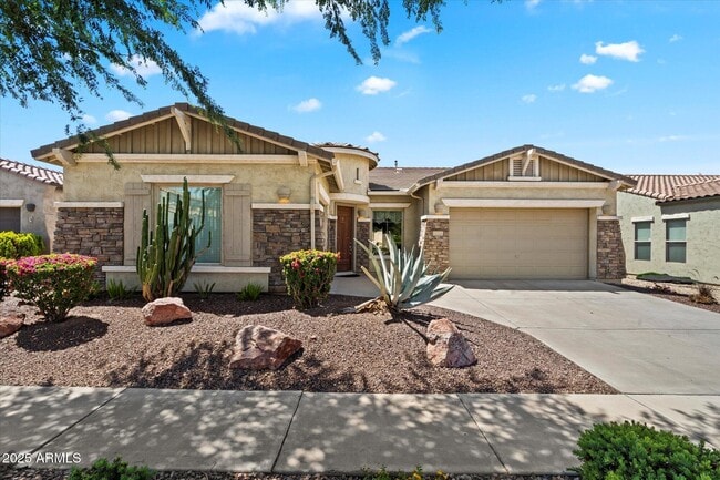 Primary Photo - 743 E Torrey Pines Pl