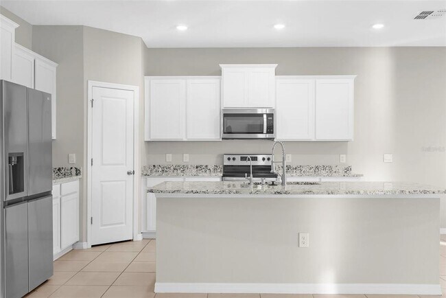 Building Photo - 3934 Lively Coral Pl