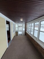 Building Photo - 1350 Davis Ave NW