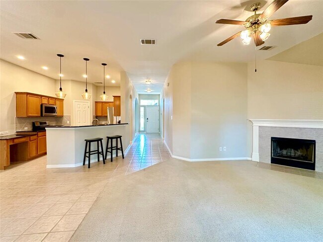 Building Photo - 1501 Santolina Ct