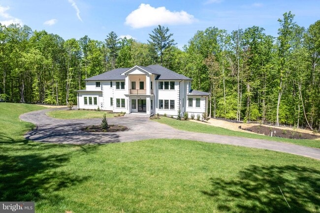Building Photo - 11550 Henderson Rd