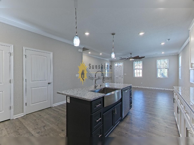 Building Photo - !!!WOW!!! Single Family home in Norfolk