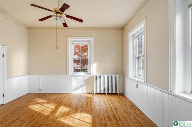 Building Photo - 426 Heckewelder Pl