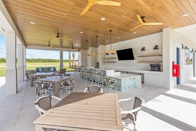 Building Photo - 10264 Field Flower Trl