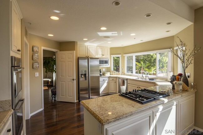 Building Photo - 3245 Brookside Ln