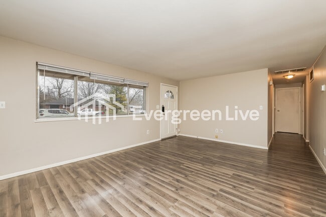 Building Photo - 2521 Rover Ct