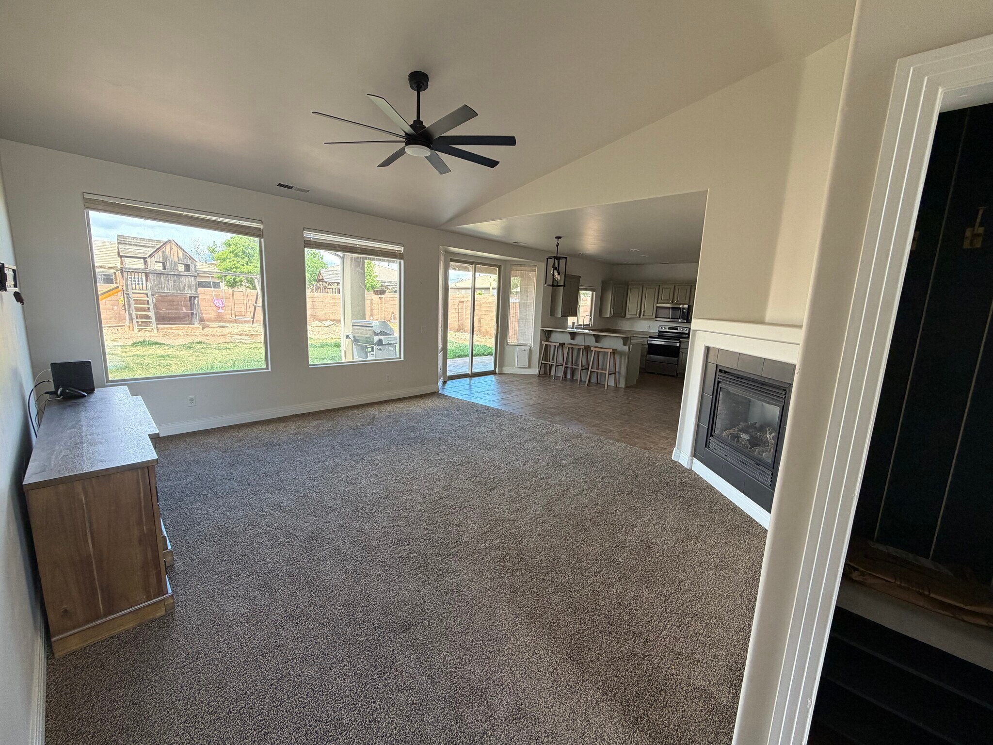 living room area - 86 W 1965 S