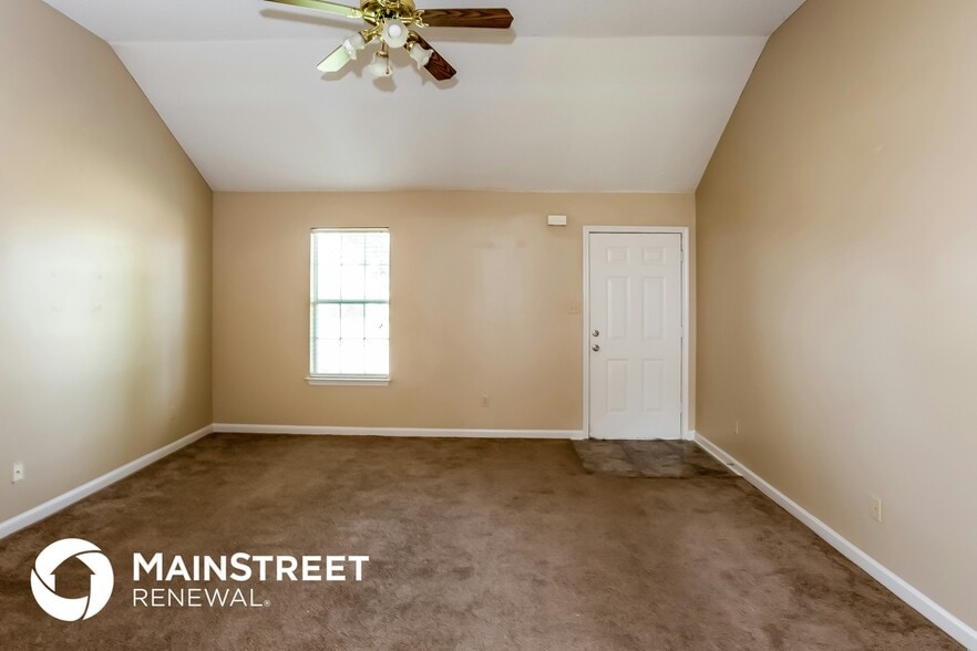 Building Photo - 6719 Ross Manor Dr