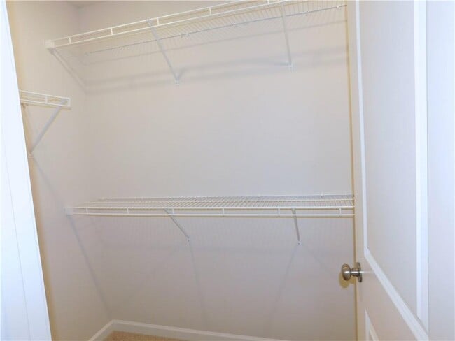 Building Photo - 1626 Halbrook Pl SW