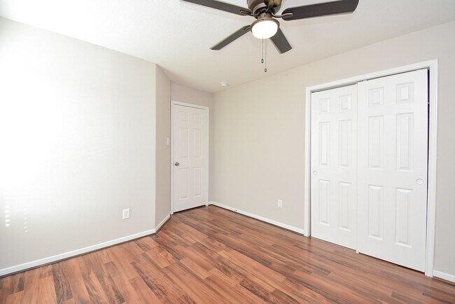 Building Photo - 5011 Ivy Fair Way