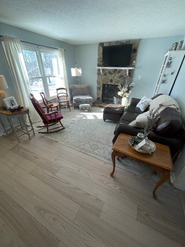 Building Photo - 2271 Sunburst Rd