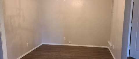 Building Photo - 3420 Reno Dr