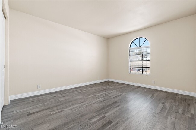 Building Photo - 4050 Pacific Harbors Dr
