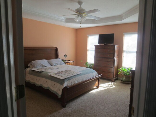 Building Photo - 1318 Maple Leaf Ct