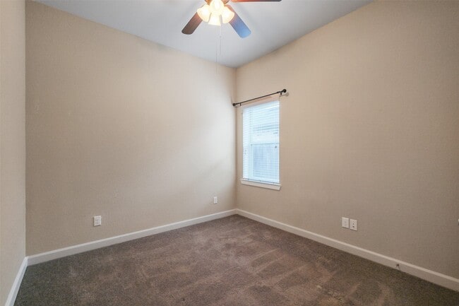 Building Photo - 19635 Blair Orchard Ln