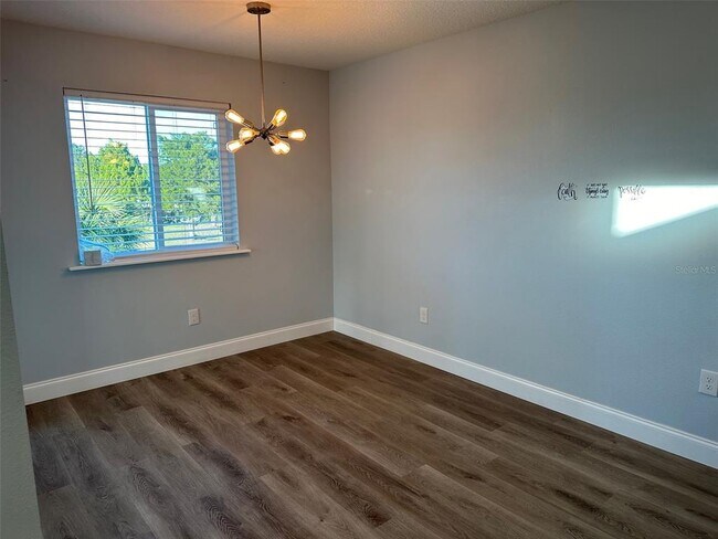 Building Photo - 7119 Fair Ln