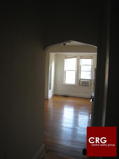 Building Photo - 70 Strathmore Rd