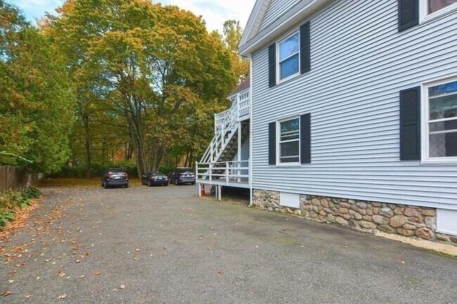 Building Photo - 36 Cottage St