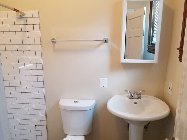 Building Photo - 1227 W Allegheny Ave