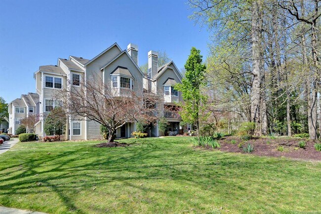 Building Photo - 109 Stratford Dr