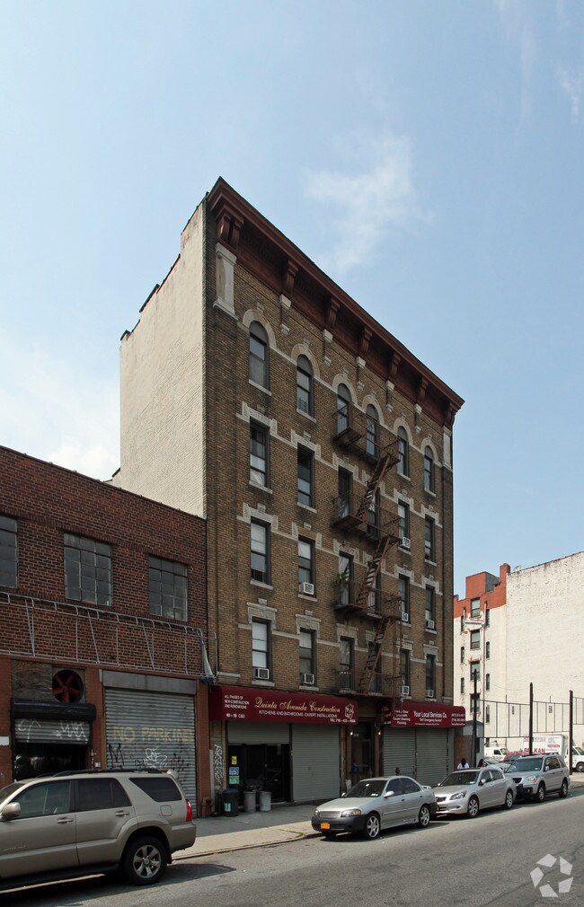 Primary Photo - 40-16 Crescent St