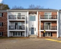 Building Photo - 15 Chapel Hill Dr