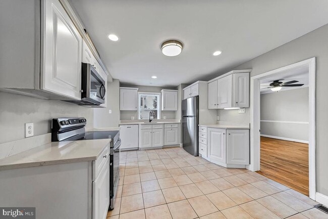 Building Photo - 4236 Florida Ave