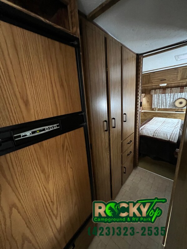 Building Photo - 496 Pearl Ln