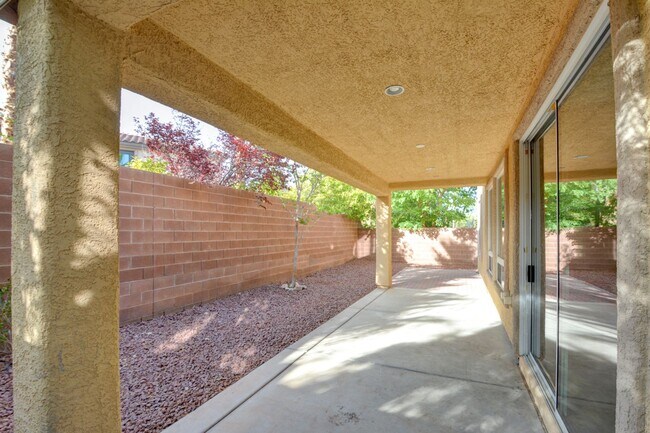 Building Photo - 11768 Del Sur Ave