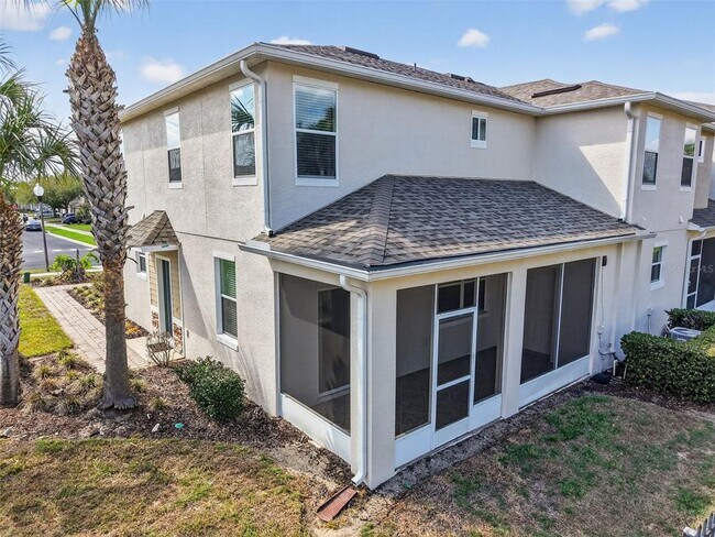 Building Photo - 1323 Priory Cir