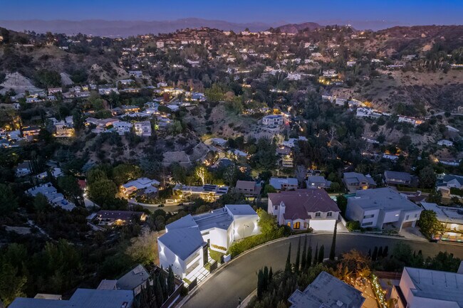 Building Photo - 7567 Hermes Dr