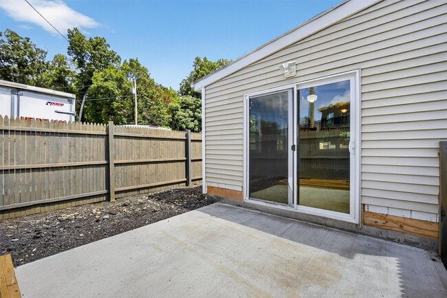 Building Photo - 21 Herring Dr