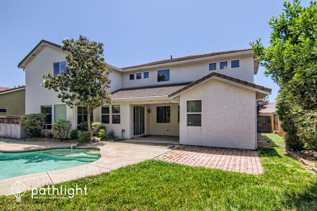 Building Photo - 6142 Big Bend Dr, Roseville, CA, 95678