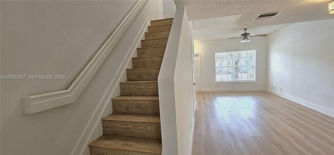 Building Photo - 46 Simonton Cir