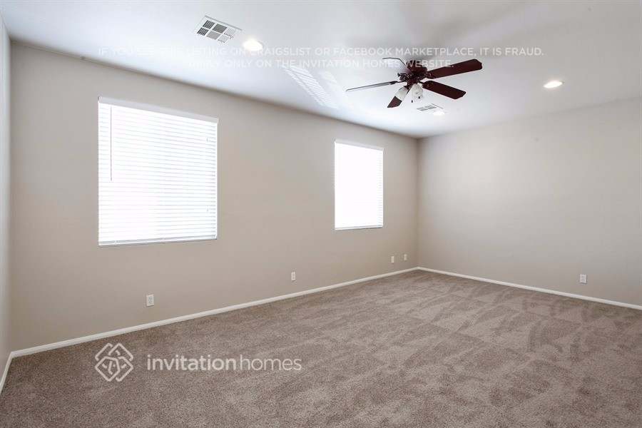 Building Photo - 592 Kavanagh Pl