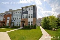 Building Photo - 318 Bright Light Ct
