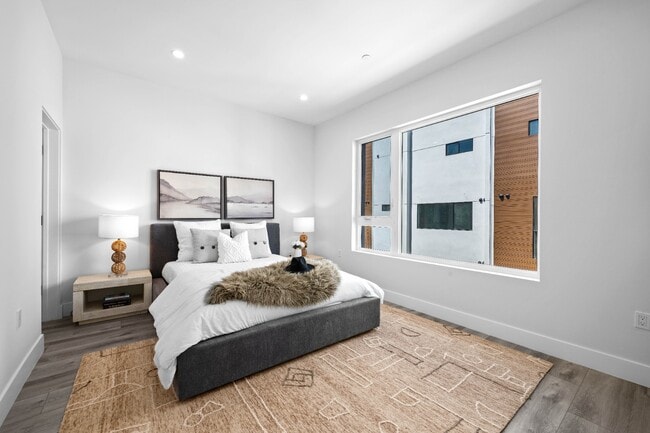 Building Photo - Stunning brand-new 3 Bedroom 4 Bathroom townhouse with private garage and rooftop balcony!