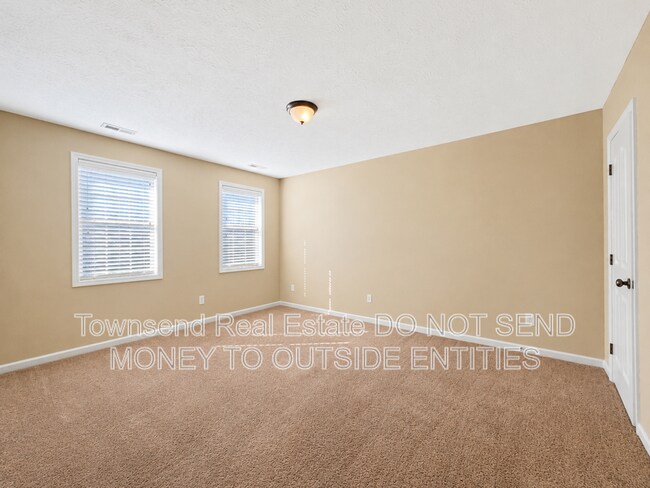 Building Photo - 4211 Cherry Hill Ln