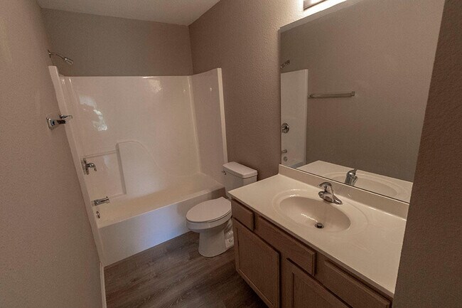 Building Photo - 4001 Snowy Owl Dr