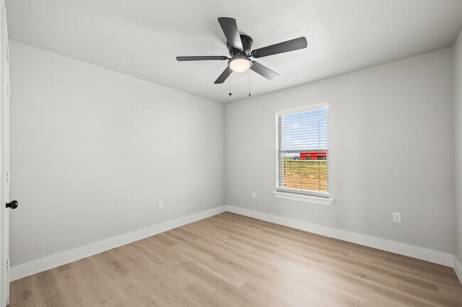 Building Photo - 10529 East C R 7400