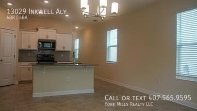 Building Photo - 13029 Inkwell Alley