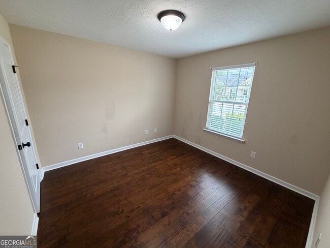 Building Photo - 185 Buckhaven Way